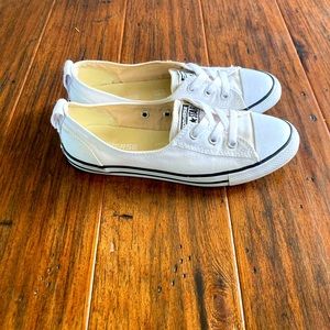 White converse flats